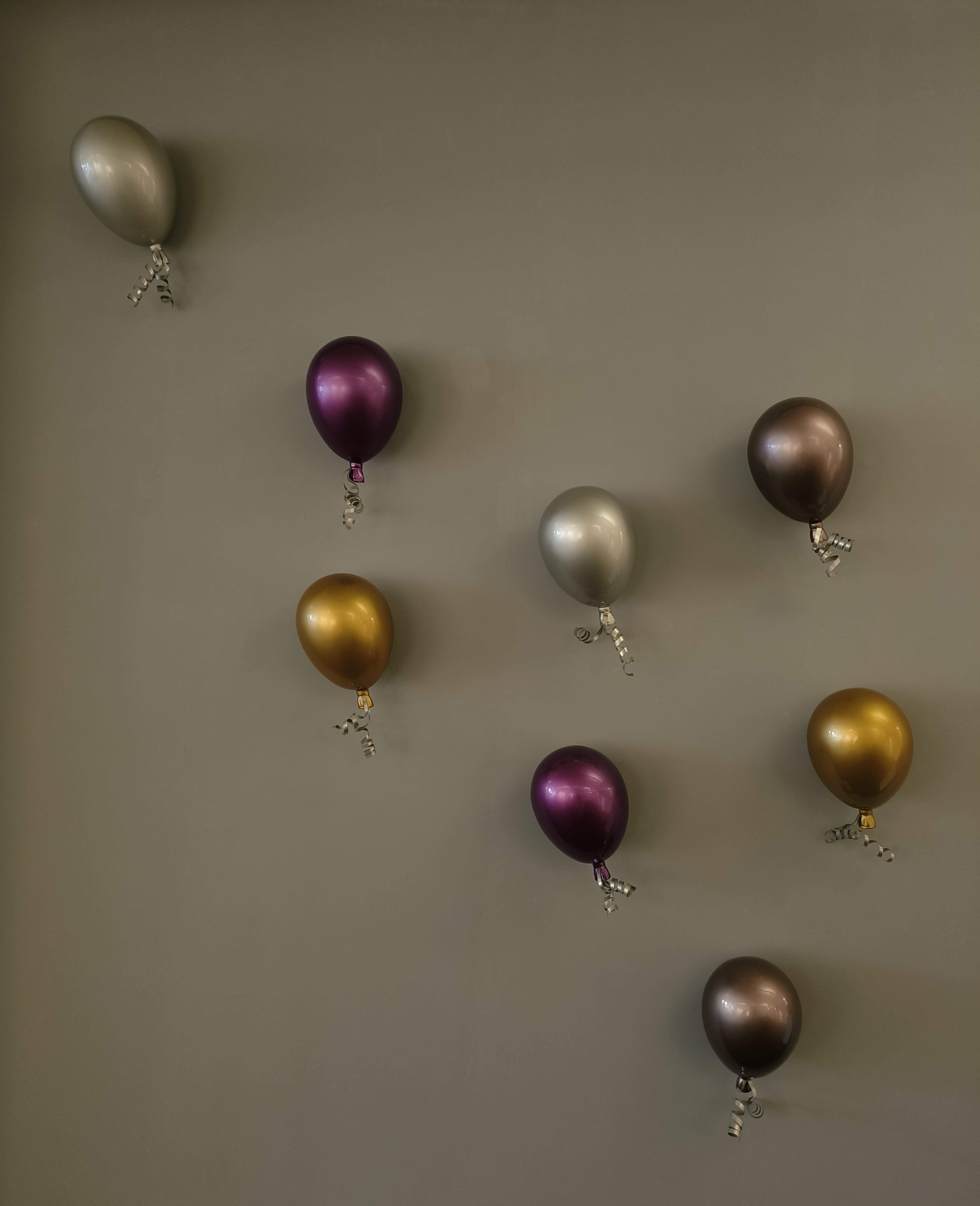Wall mounted balloon installation 